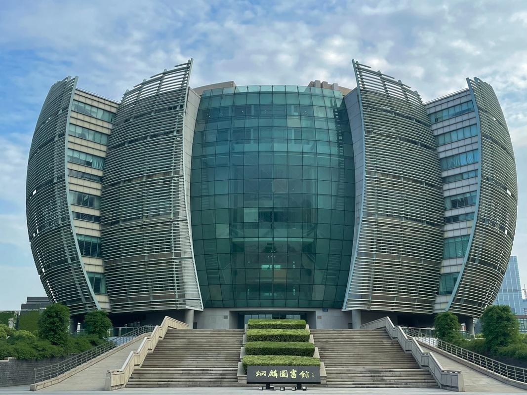 苏州大学(苏州大学是985还是211)
